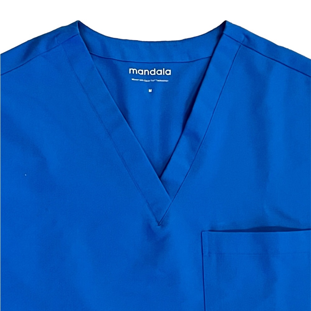 Mandala • Royal Blue 2 Pocket Scrub Top - M - Picture 4 of 9
